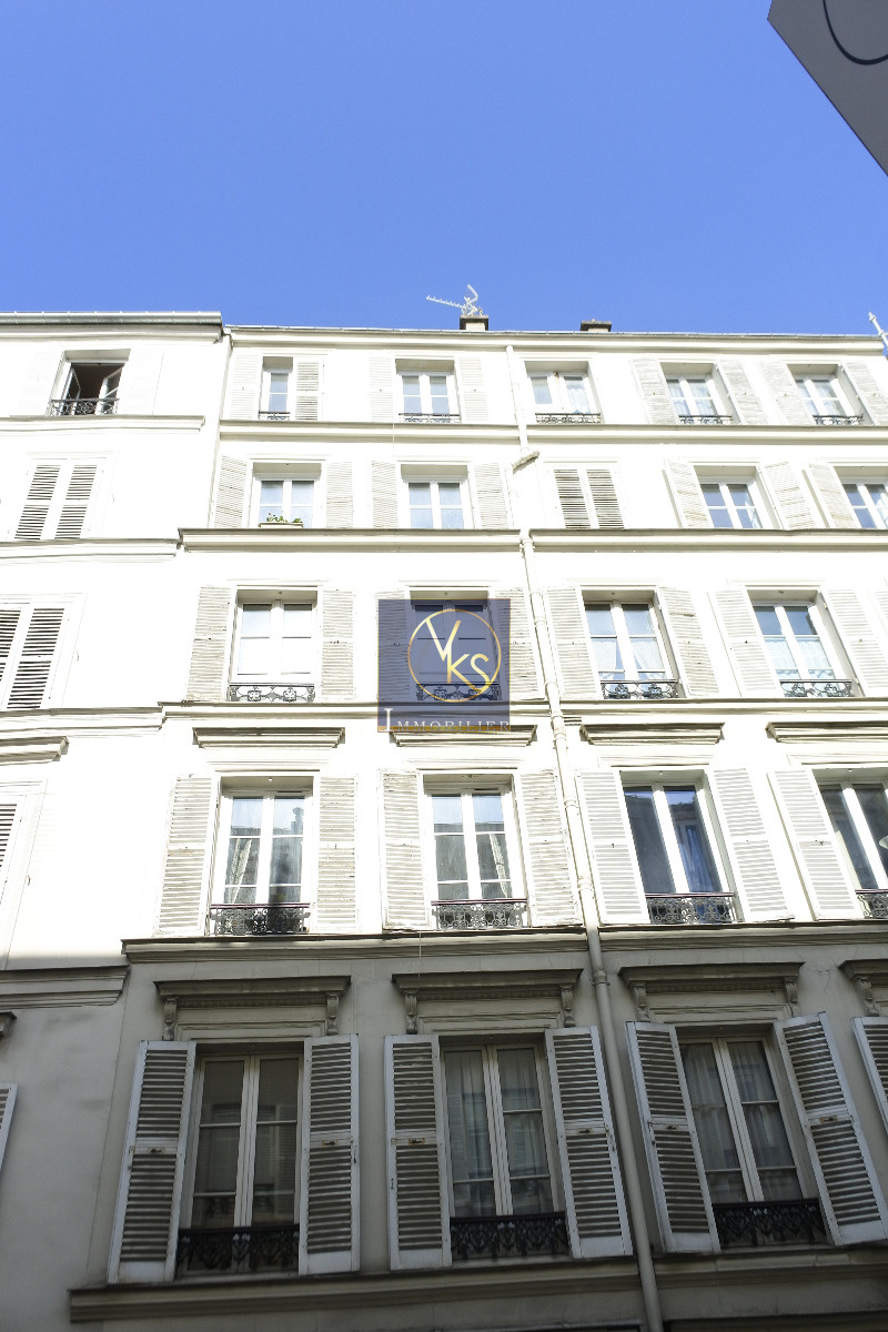 location PARIS 75017 rue des Moines